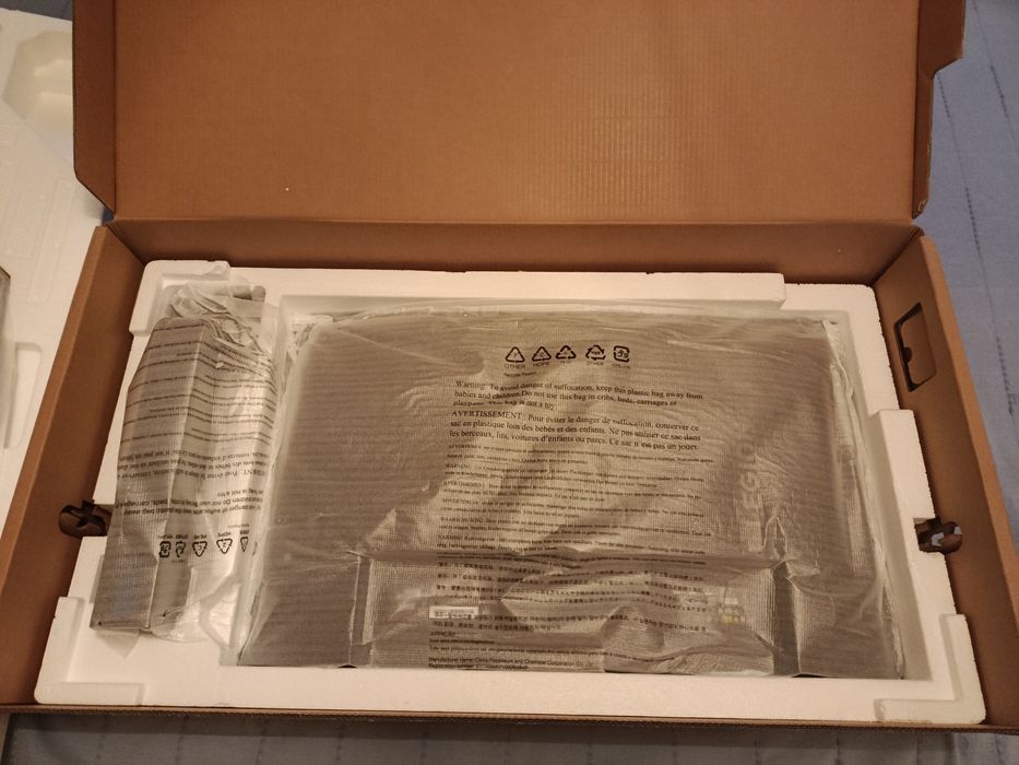 Monitor Curvo Lenovo R32qc-30 VA 31.5" QHD 180HZ