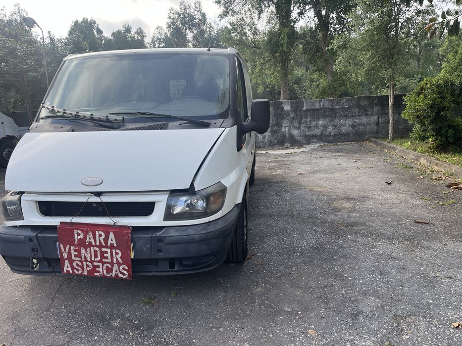 Ford transit 2.0 tddi 100 CV  3lug Ano 2004