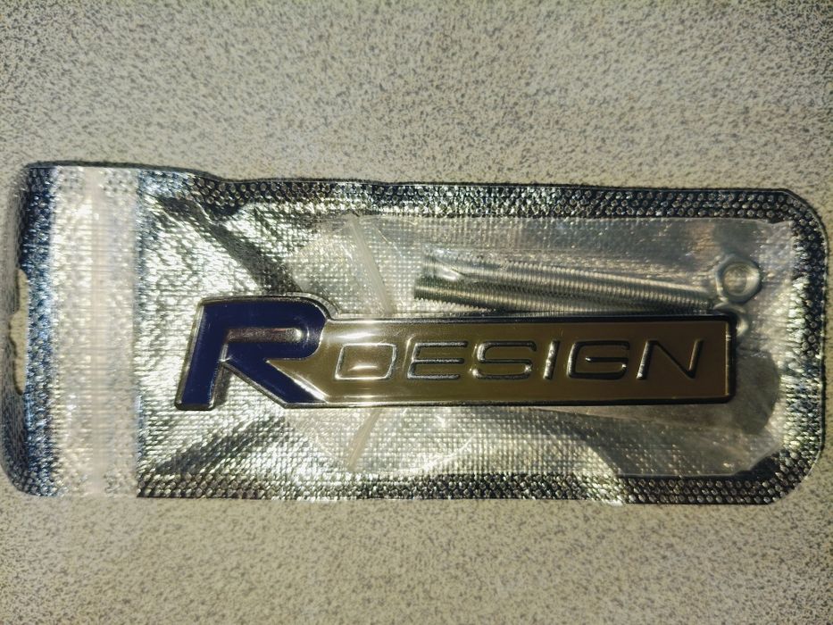 Emblemat r-design do Volvo  nowy