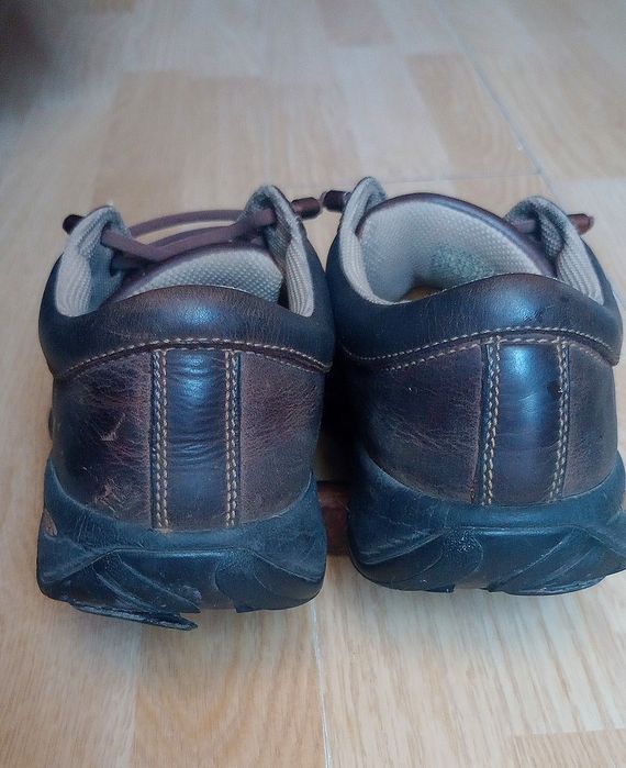 Кроссовки Keen,44,5 в хорошем состоянии, все целое.