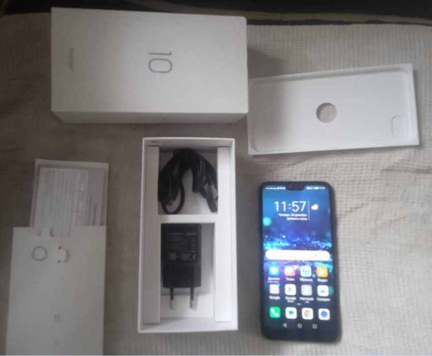 ПродамОфициальный телефон huawei Honor 10 col-l29BLACK 4\128gb комплек