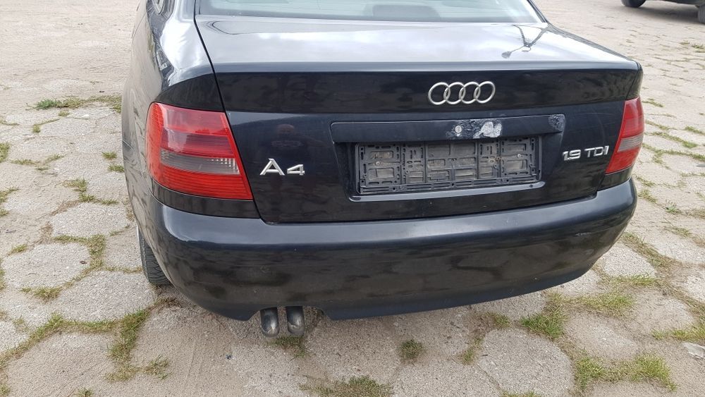 Audi a4 b5 1.9 tdi 115 sedan LY9W 2000 części blask
