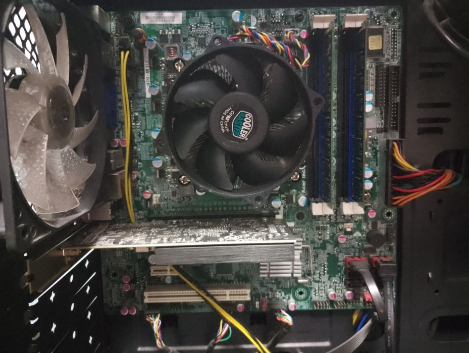 Komputer  działający