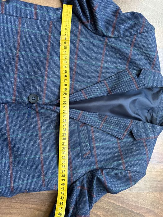 Піджак і штани для хлопчика костюм