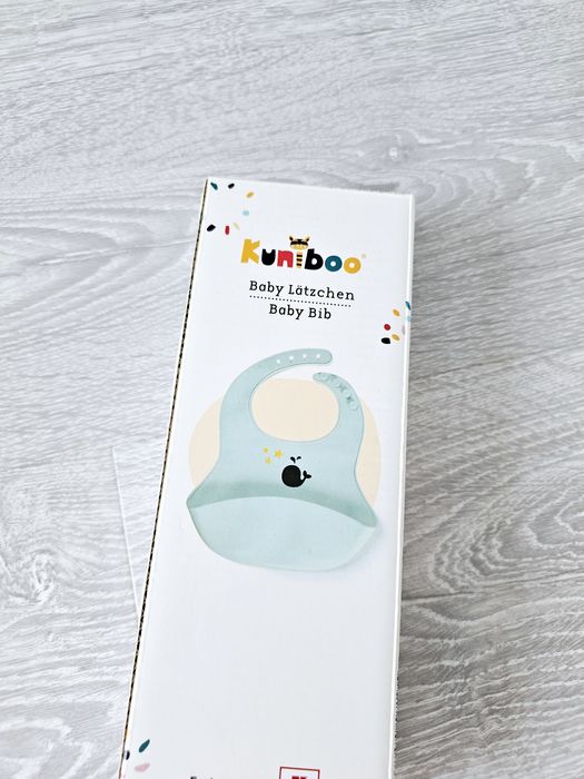 Nowy gumowy śliniak Kuniboo