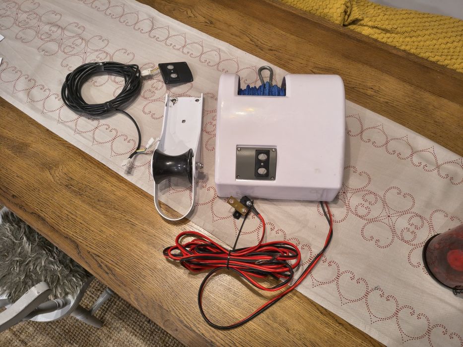 Wciągarka kotwicy 12v 25LBS