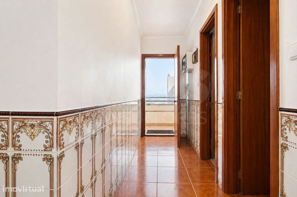 T3 com Elevador - Santo António dos Cavaleiros