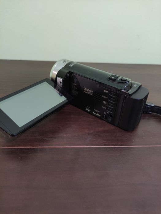 Видеокамера JVC GZ-E205BE