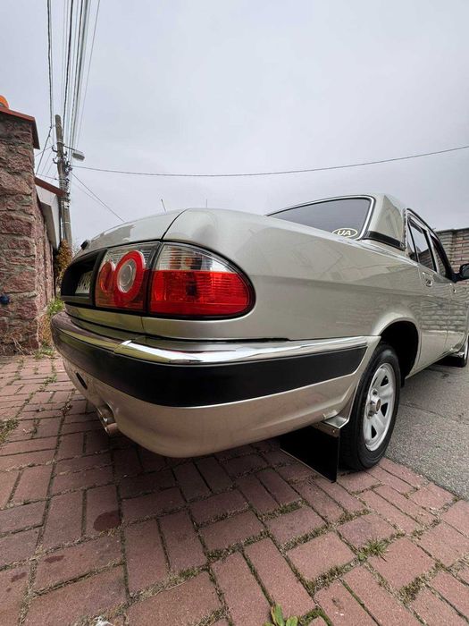 ПРОДАМ ГАЗ ВОЛГА 31105.801..змз406.перший власник салону.НОВА