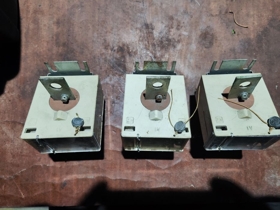 Трансформатор тока т-0,66-1-УЗ