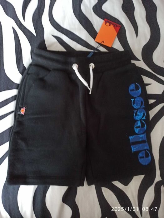Krótkie spodenki chłopięce Ellesse 110/116 Nowe