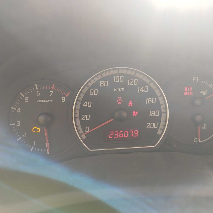 Suzuki Swift 1.5 102KM