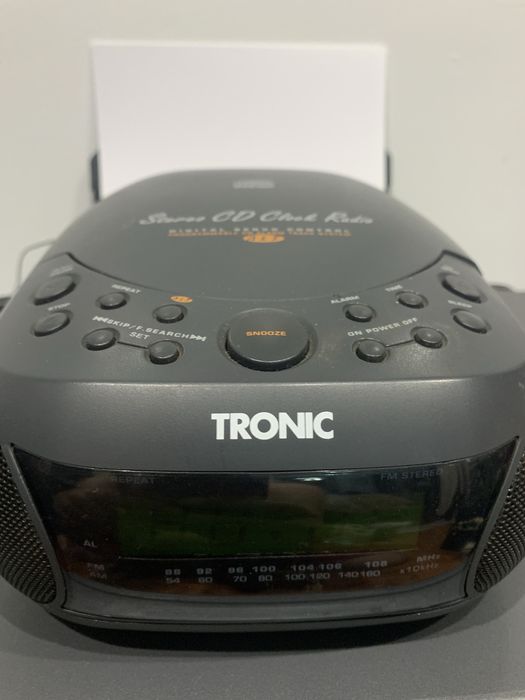 Tronic Stereo CD Clock Radio