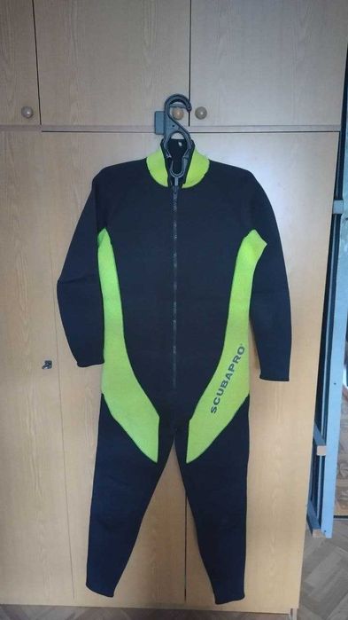 Гидрокостюм для плавания ныряния Scubapro (52, Италия)