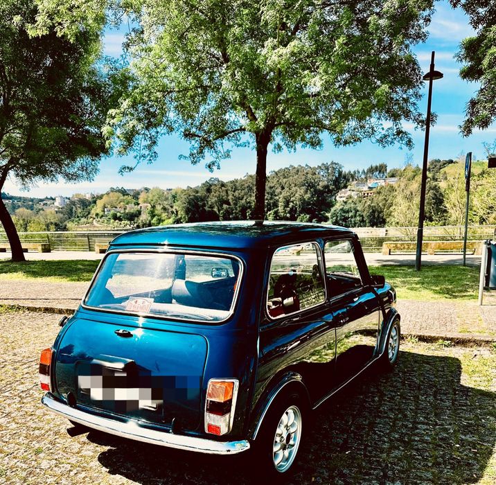 Aluguer de Mini Clássico