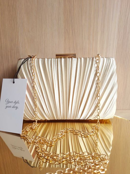 Kremowa Szampańska Plisowana Torebka Na Ramię Do Ręki Kopertówka