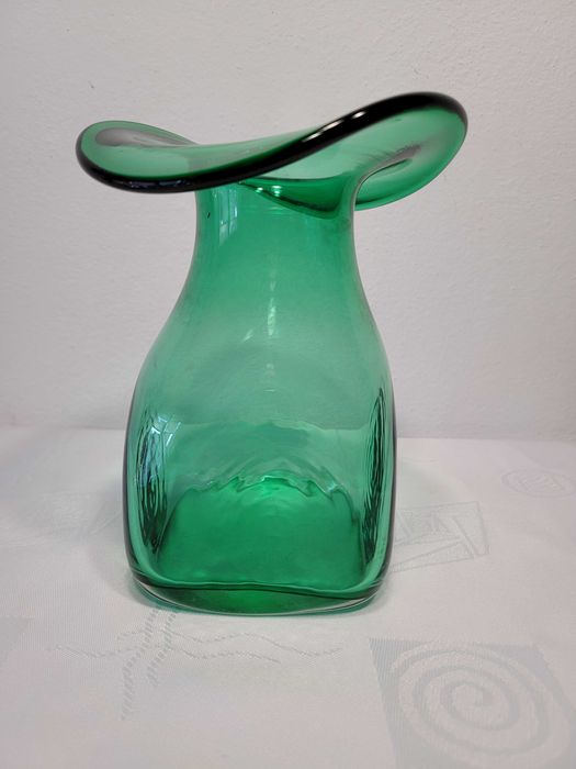 Stary szklany wazon huta Tarnowiec