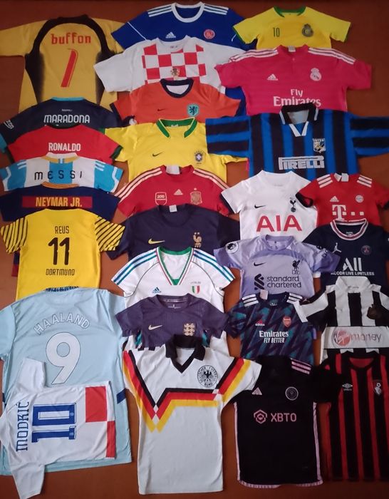 Футбольні футболки. Спортивні футболки