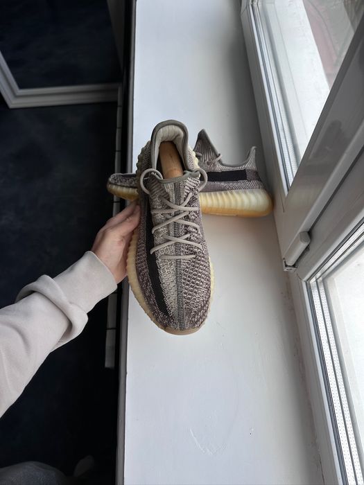 Оригінал! Adidas Yeezy Boost 350 V2 Кросівки Розмір 44 (28 см.)