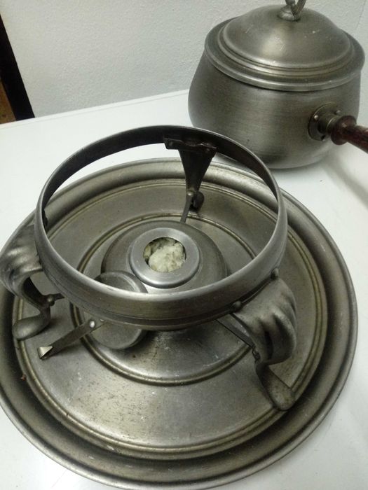 Panela de Fondue com alimentação a alcool