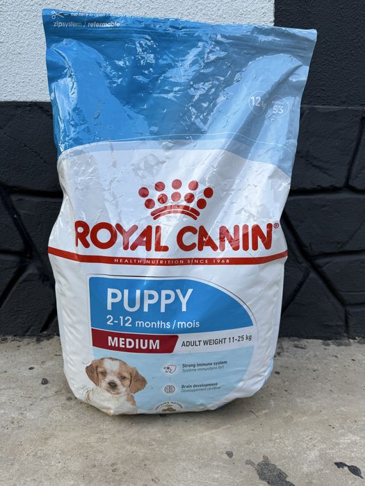 Сухий  преміум корм для  собак цуценят Royal Canin Medium Puppy 12 кг