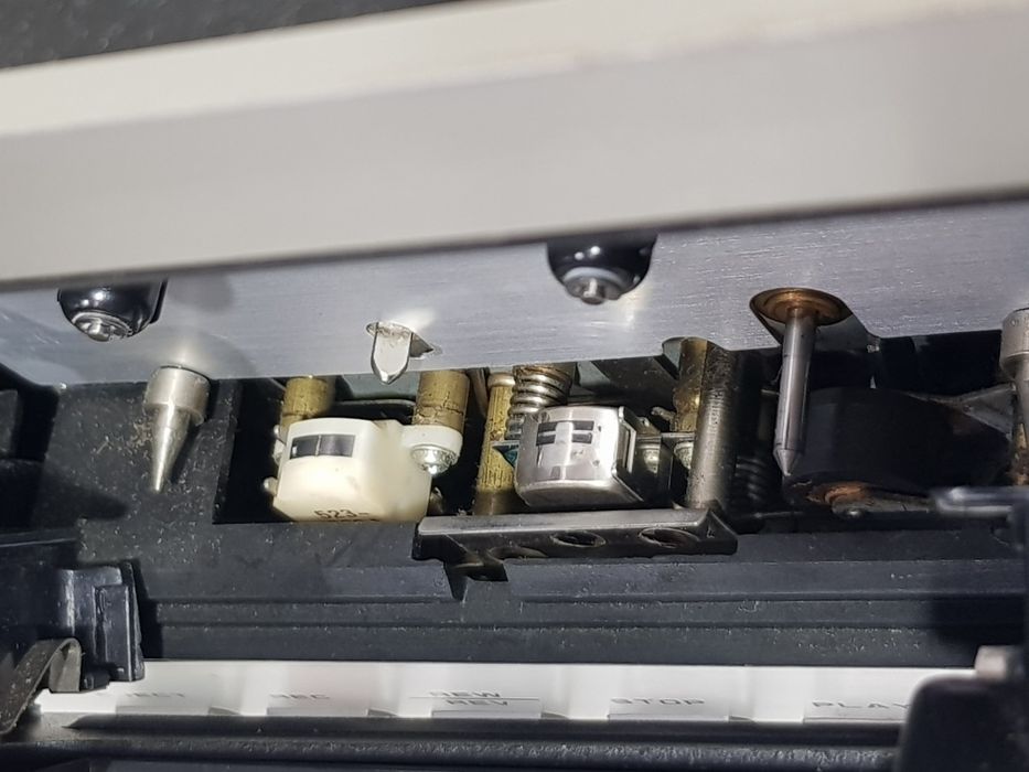 Стрілки! Стерео касетна дека UNIVERSUM CT-3298,б/у з Німеччини