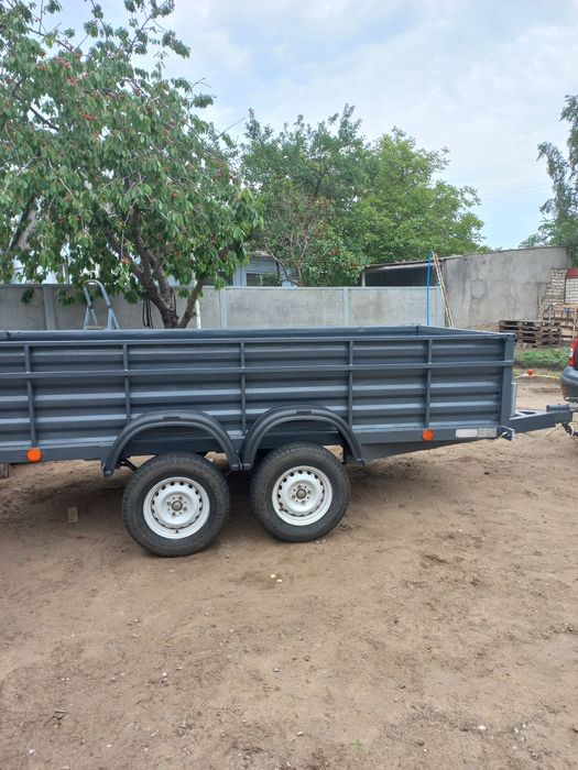 Прицеп двухосный, б/у.
