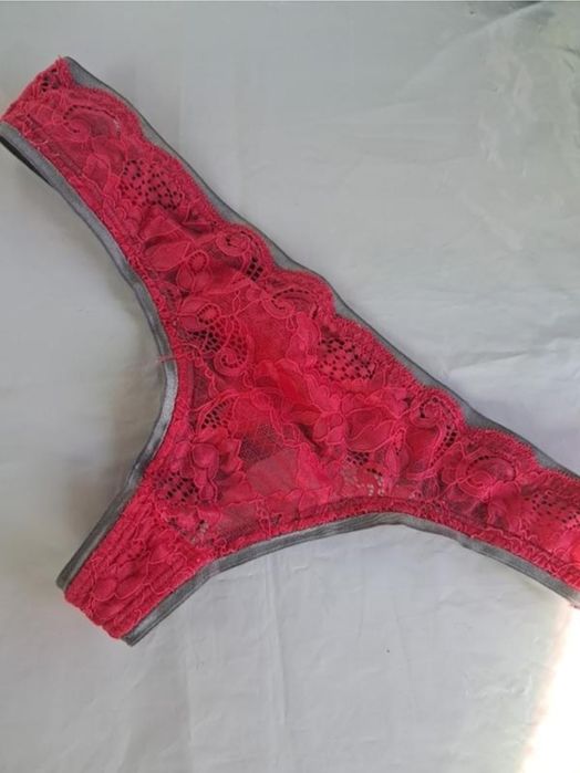 Трусики стринги разные