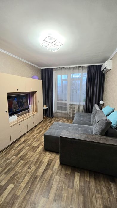 Продам 1 комнатную квартиру,  ул. НЕСКОРЕНИХ, 37