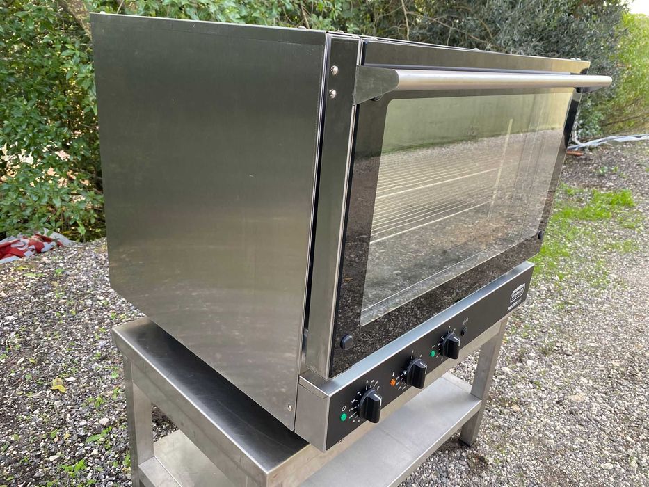 Forno convetor elétrico 220v Magnus PastryLine semi-novo