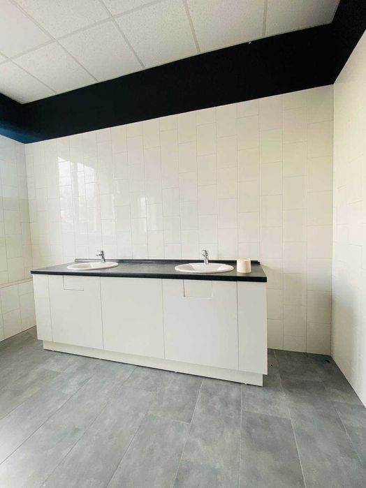 MS S4 Сдам большое офисное помещение Гагарина, Молочная 38