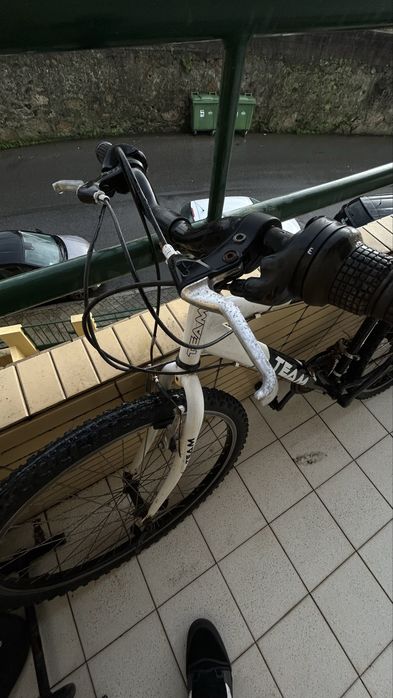 Lote de 2 Bicicletas de Montanha – Ideal para Lazer