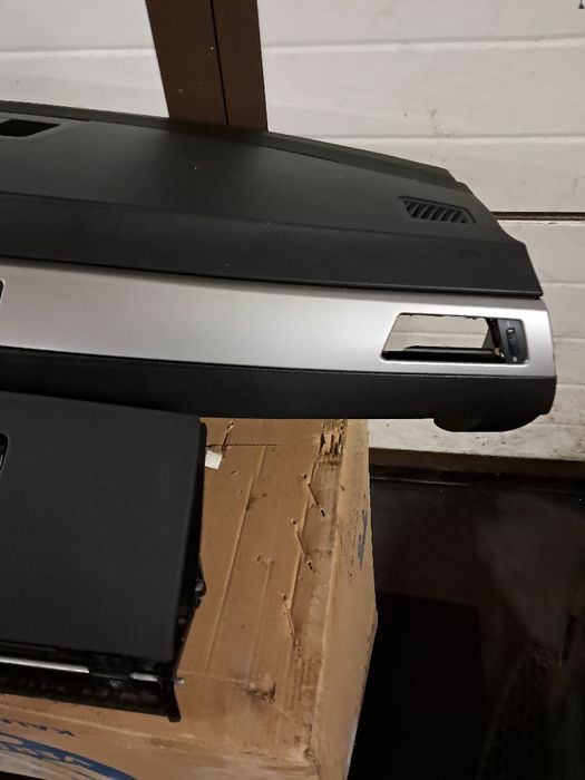 Deska rozdzielcza bmw e90 e91