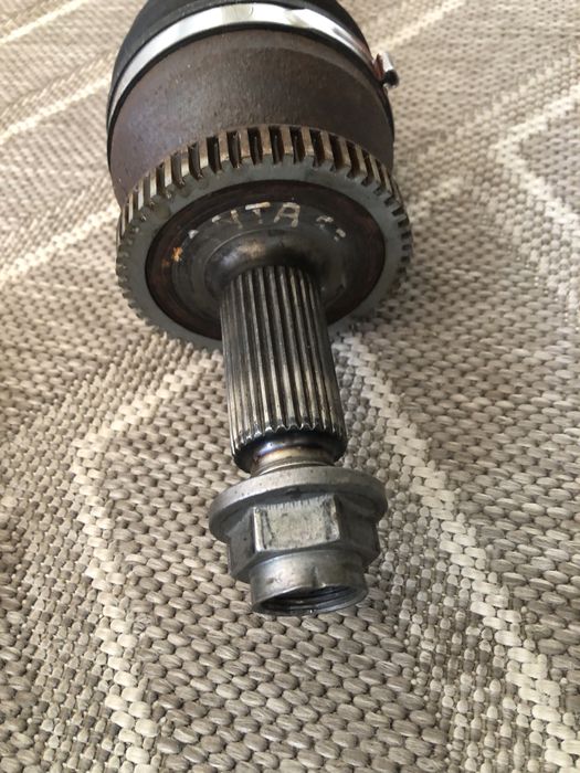 Полувісь Hyndai Santa Fe