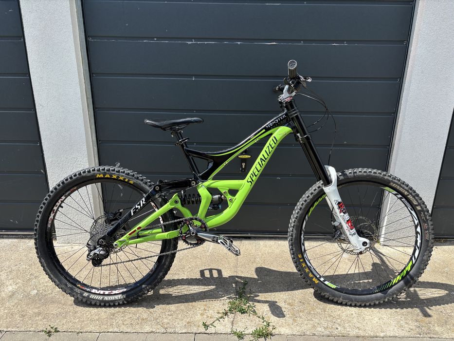 Rower Specialized Demo 8 do downhill’u w wersji monster energy