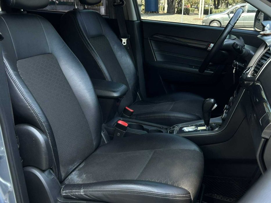 Продається надійний, просторий сімейний кросовер Chevrolet Captiva