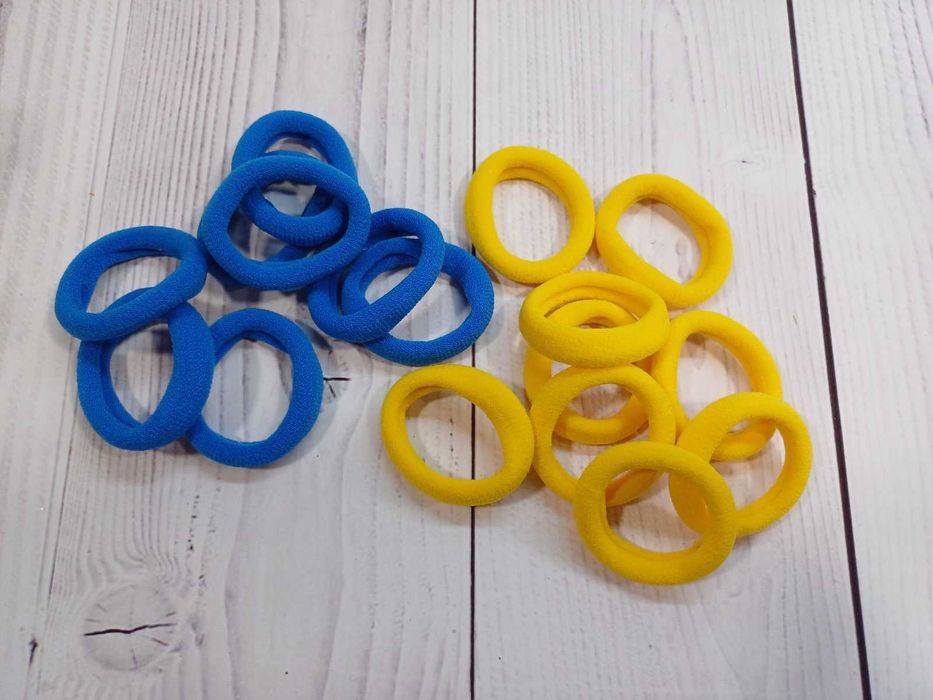 Резинки для волос. Диаметр 4 см. Цена за 1 шт Много цветов