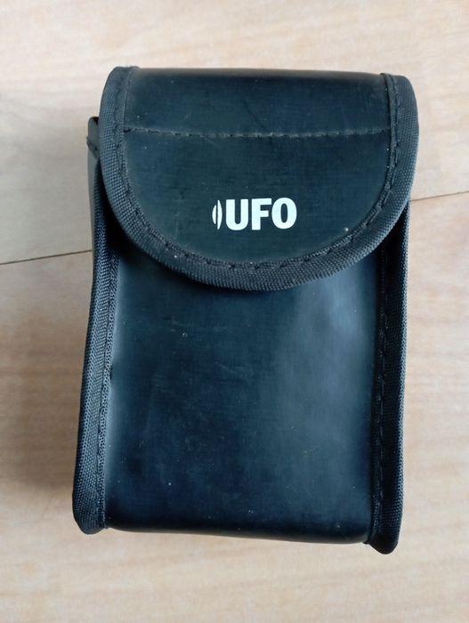 Плівковий фотоапарат UFO.