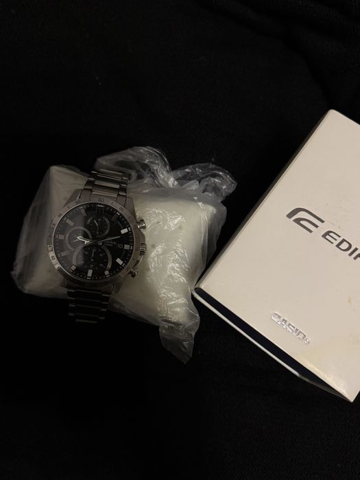 Продам стильний чоловічий годинник CASIO Edifici