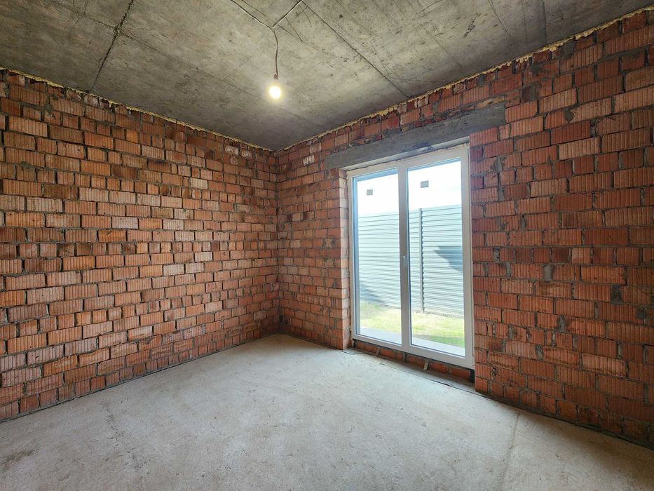 Від забудовника! Продам будинок, газ, світло, вода. Телефонуйте.