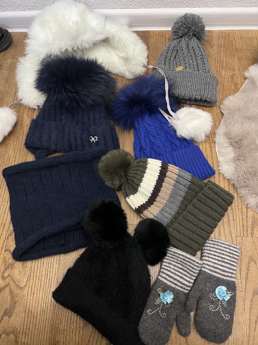 Шапочки на дівчинку