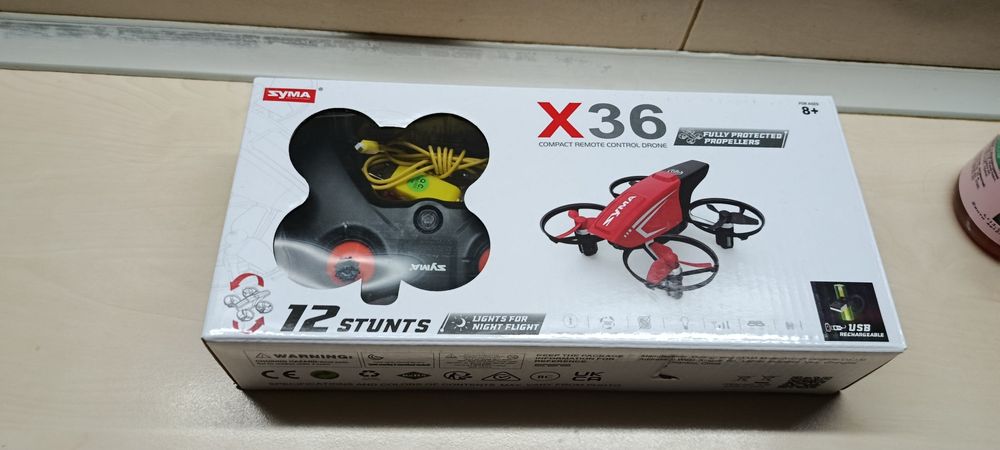 Квадрокоптер з підсвіткою