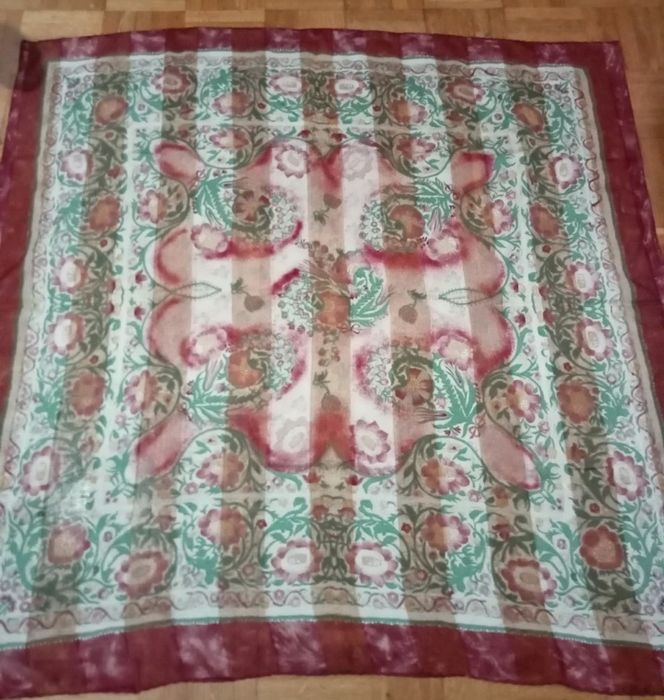 Lenços quadrados decorativos