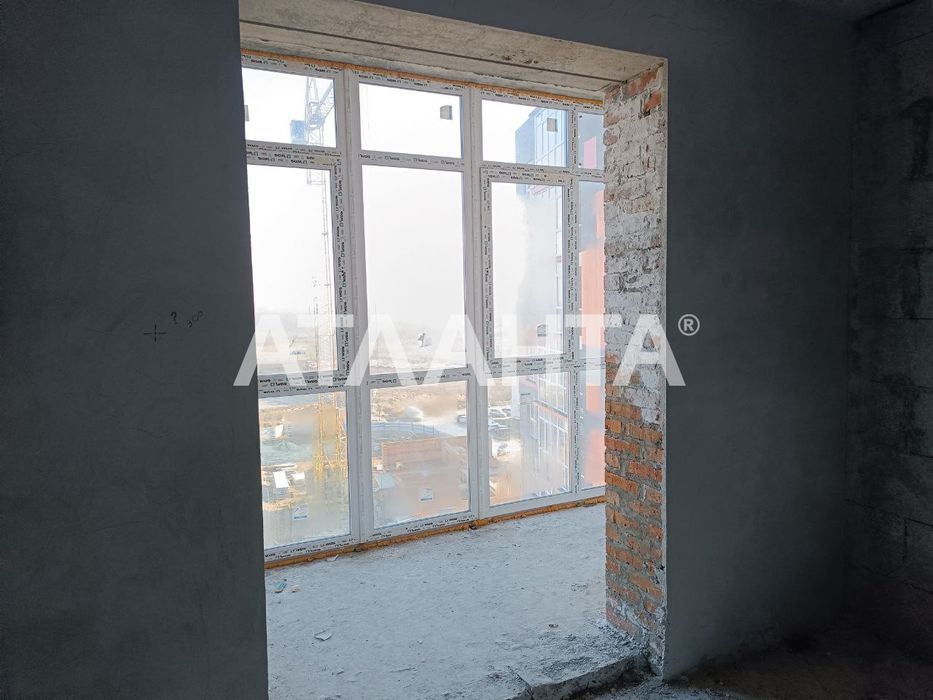 2-кімнатна  на 4- му поверсі, в ЖК Сусіди, здано!