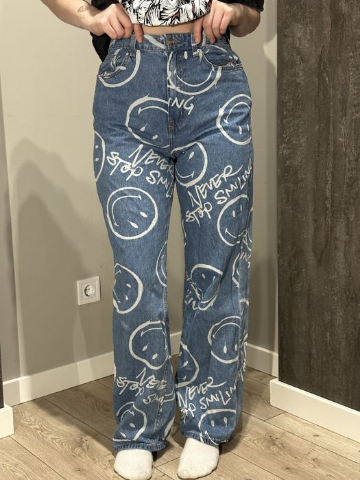 Джинси H&M зі смайлами (розмір EU 38)