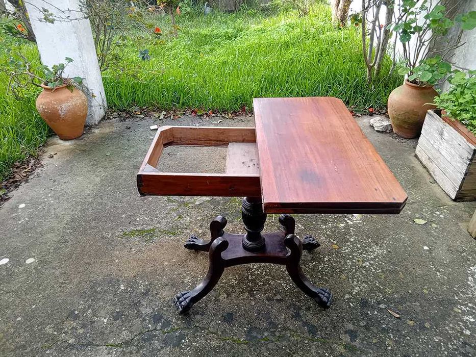 Mesa de Jogo vintage