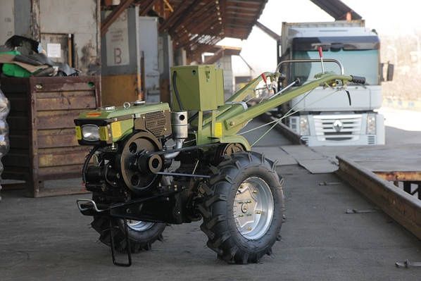 Мотоблок Кентавр МБ 1080 ДЕ (8 л.с., дизель, електростартер)