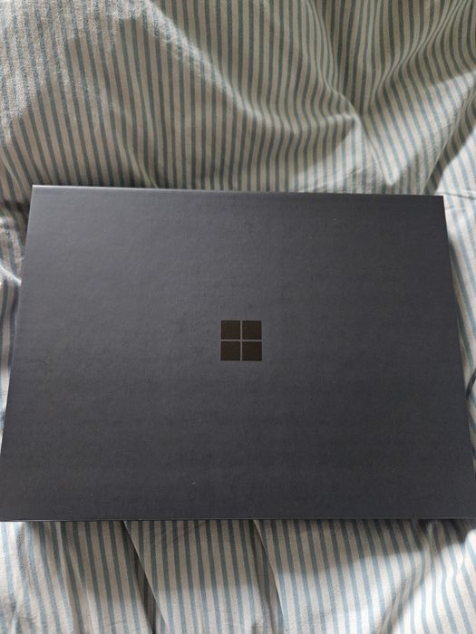 Laptop Microsoft Surface 7