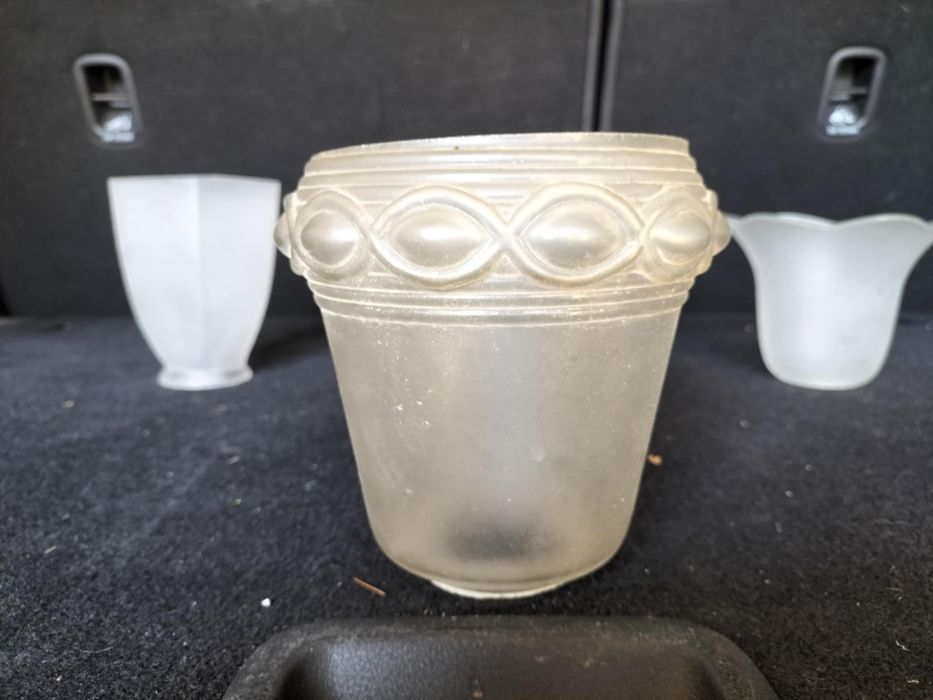 Klosze do żyrandola lub lampy