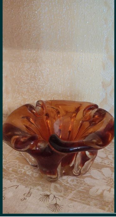 Ваза с цветного стекла времён СССР